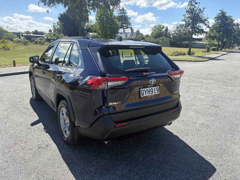 2024 Toyota RAV4 GX 2.5P HV ECVT AWD SUV/5D/5S image 2