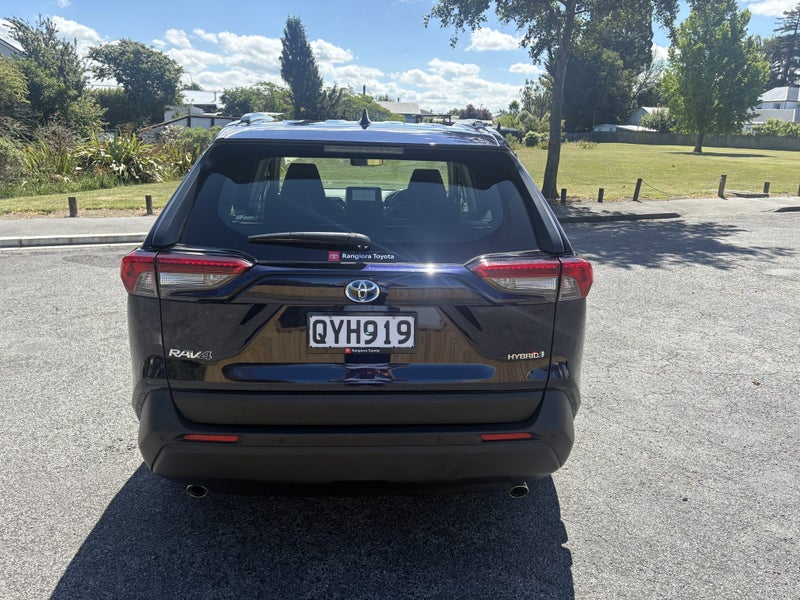 2024 Toyota RAV4 GX 2.5P HV ECVT AWD SUV/5D/5S image 4