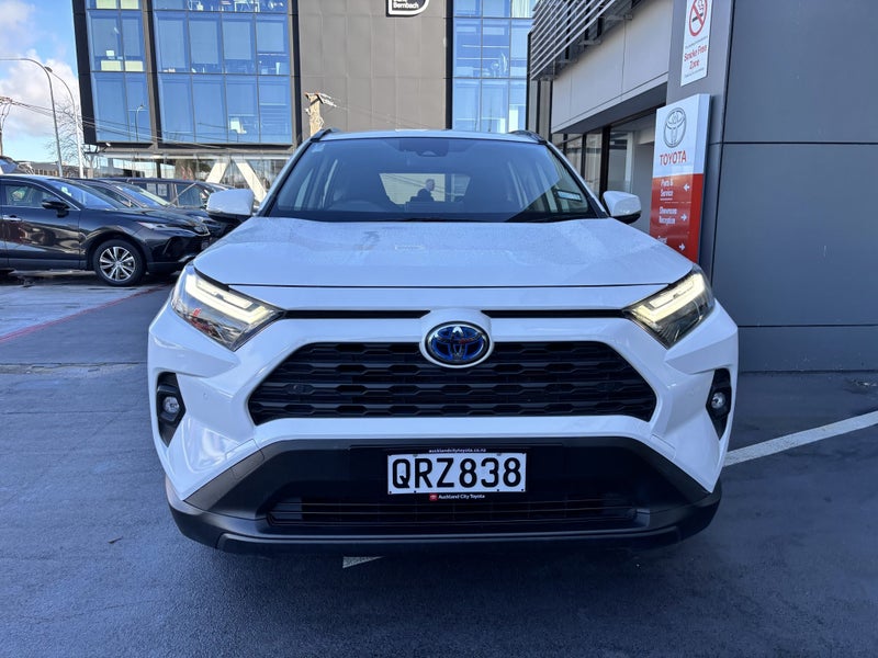 2024 Toyota RAV4 GX 2.5P HV ECVT AWD SUV/5D/5S... image 4