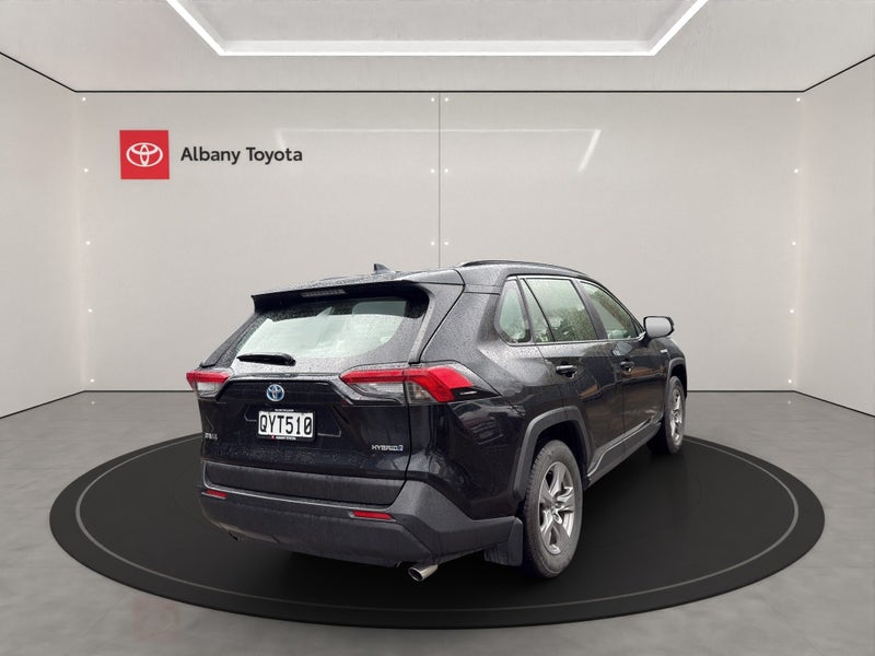 2024 Toyota RAV4 GX 2.5P HV ECVT AWD SUV/5D/5S... image 3