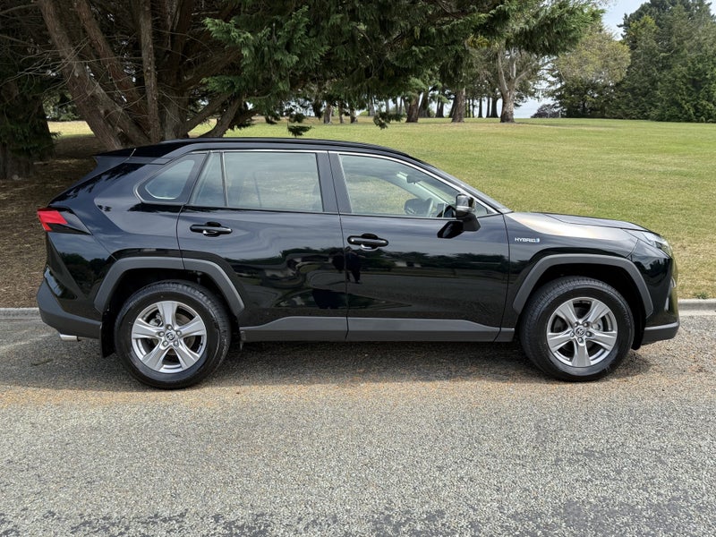 2024 Toyota RAV4 GX 2.5P HV ECVT AWD SUV/5D/5S image 3