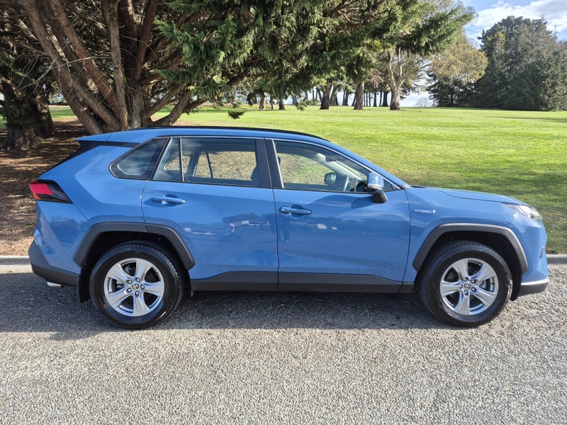 2024 Toyota RAV4 GX 2.5P HV ECVT AWD SUV/5D/5S image 3