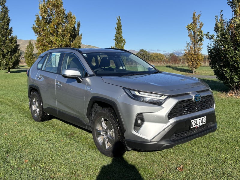 2024 Toyota RAV4 GX 2.5P HV ECVT AWD SUV/5D/5S image 1