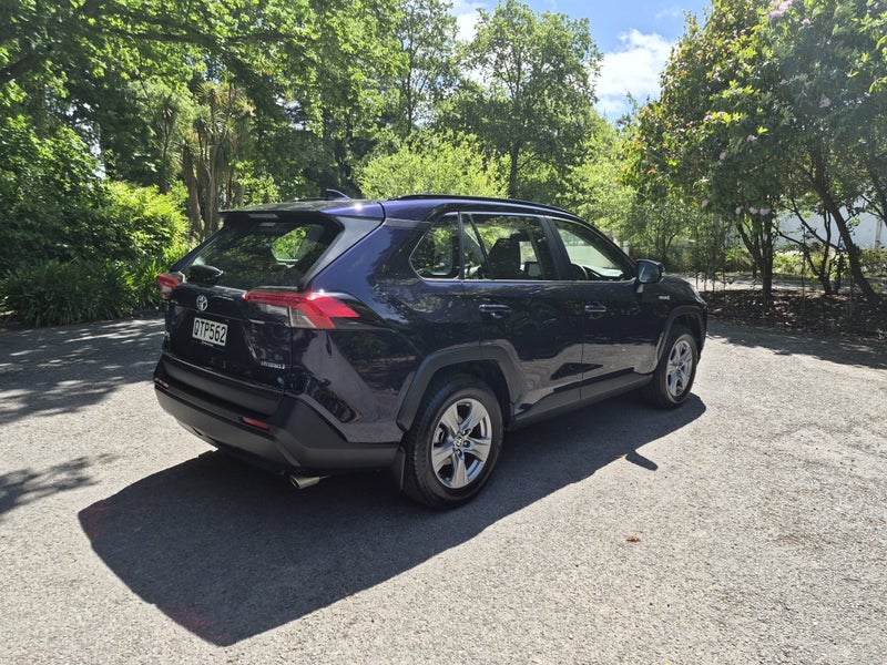 2024 Toyota RAV4 GX 2.5P HV ECVT AWD SUV/5D/5S... image 3