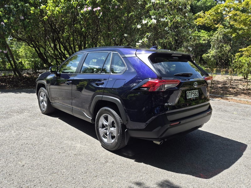 2024 Toyota RAV4 GX 2.5P HV ECVT AWD SUV/5D/5S... image 5