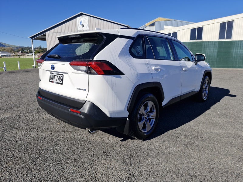 2024 Toyota RAV4 GX 2.5P HV ECVT AWD SUV/5D/5S... image 3