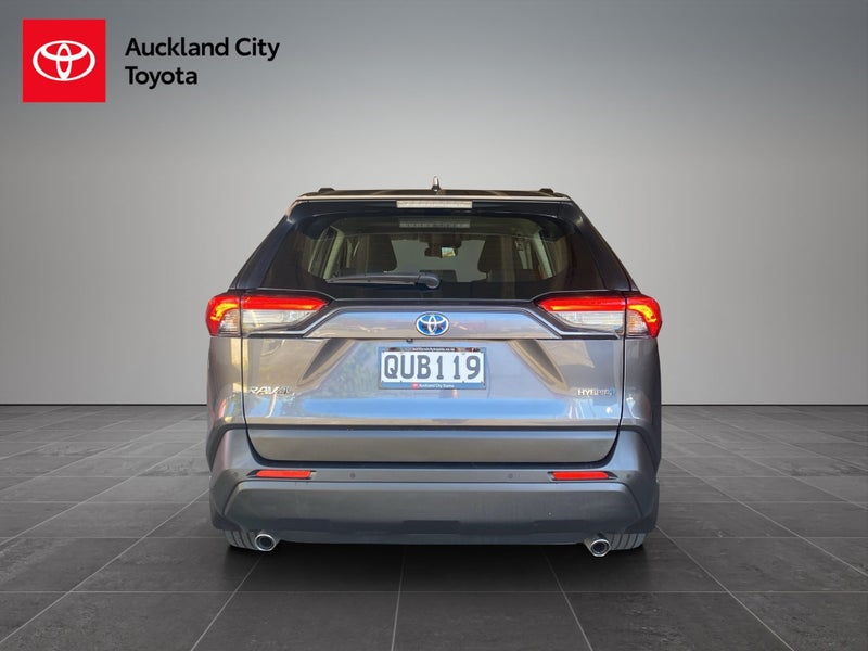 2024 Toyota RAV4 GX 2.5P HV ECVT AWD SUV/5D/5S... image 4