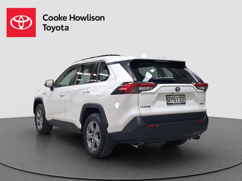 2024 Toyota RAV4 GX 2.5P Hybrid image 5