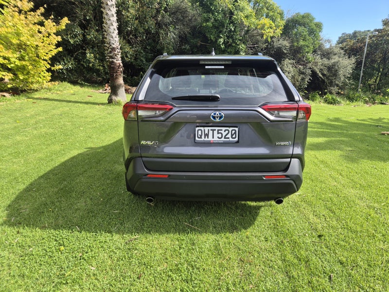 2024 Toyota RAV4 GX 2.5P Hybrid image 4