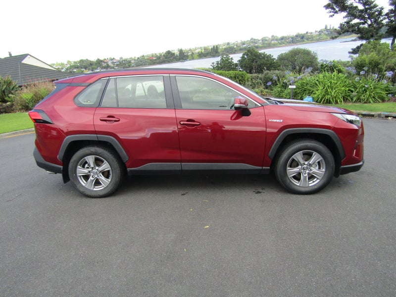 2024 Toyota RAV4 GX 2.5P HYBRID image 5