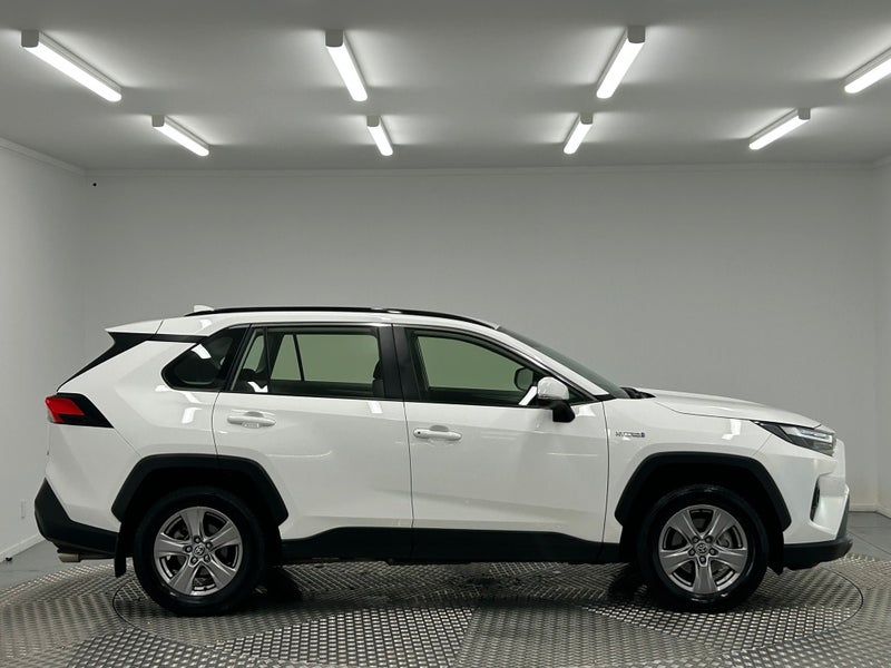 2024 Toyota RAV4 GX 2.5P Hybrid 4WD image 2