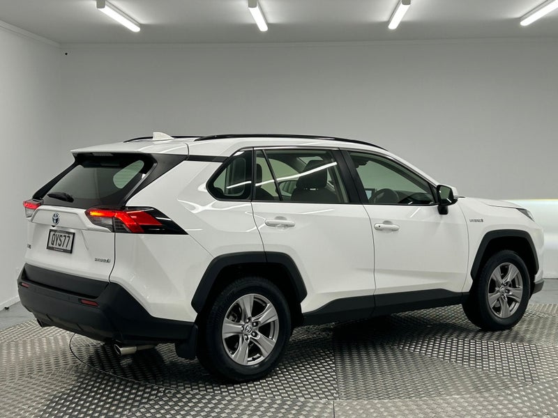 2024 Toyota RAV4 GX 2.5P Hybrid 4WD image 3