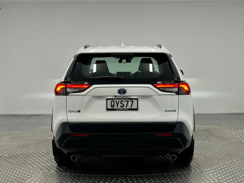 2024 Toyota RAV4 GX 2.5P Hybrid 4WD image 4