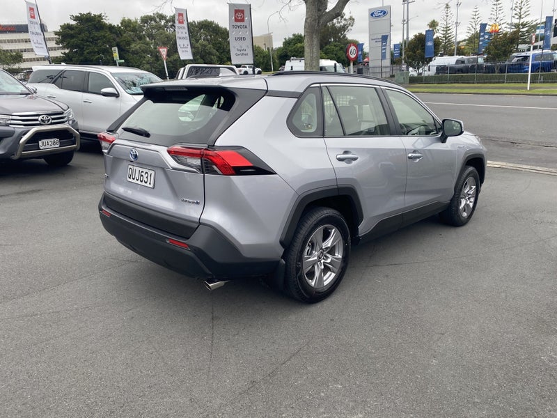 2024 Toyota RAV4 GX 2.5P Hybrid image 2