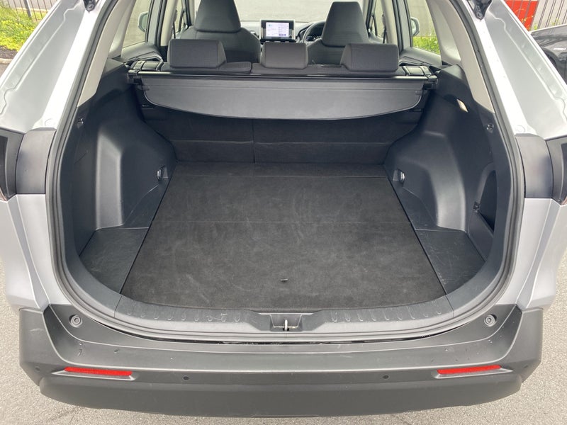 2024 Toyota RAV4 GX 2.5P Hybrid image 4