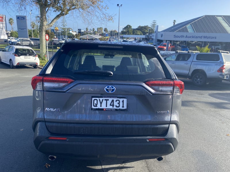 2024 Toyota RAV4 GX 2.5P Hybrid image 3