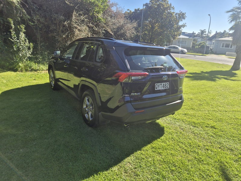 2024 Toyota RAV4 GX 2.5P Hybrid image 4