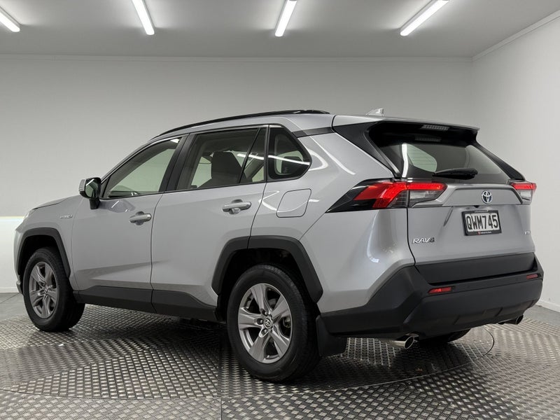 2024 Toyota RAV4 GX 2.5P Hybrid image 5