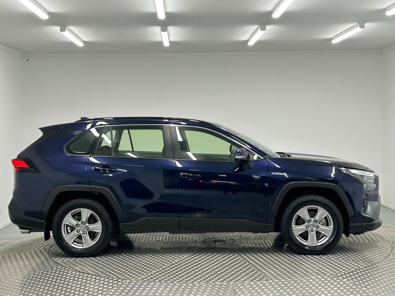 2024 Toyota RAV4 GX 2.5P Hybrid image 2