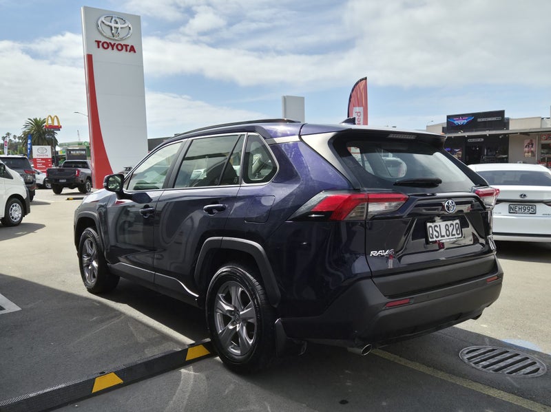 2024 Toyota RAV4 GX 2.5P HYBRID Auto AWD image 5
