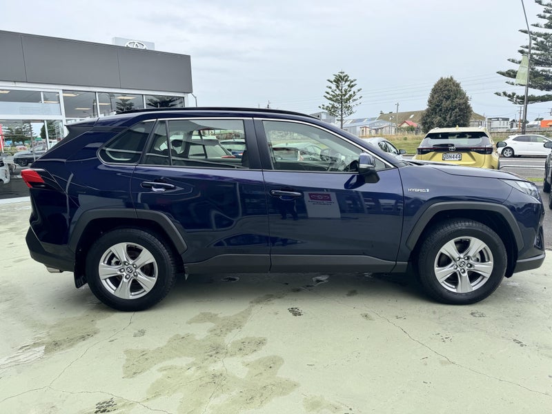 2024 Toyota RAV4 GX 2.5P Hybrid Automatic AWD SUV image 5