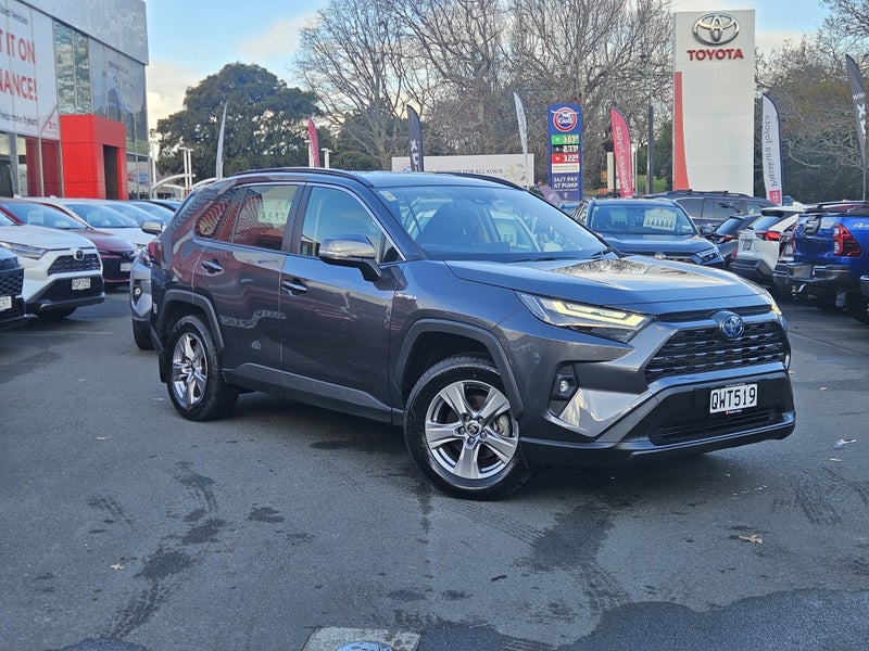2024 Toyota RAV4 GX 2.5P HYBRID AWD image 5