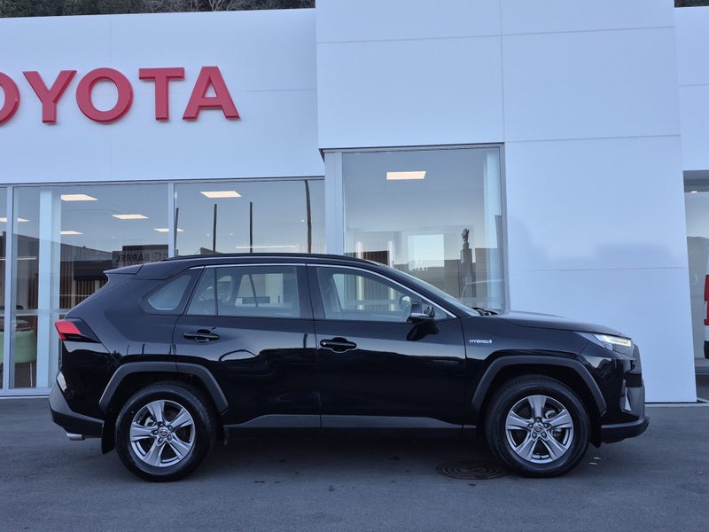 2024 Toyota RAV4 GX 2.5P HYBRID AWD image 2