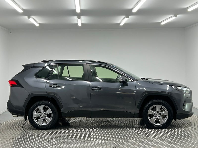 2024 Toyota RAV4 GX 2.5P Hybrid AWD image 2
