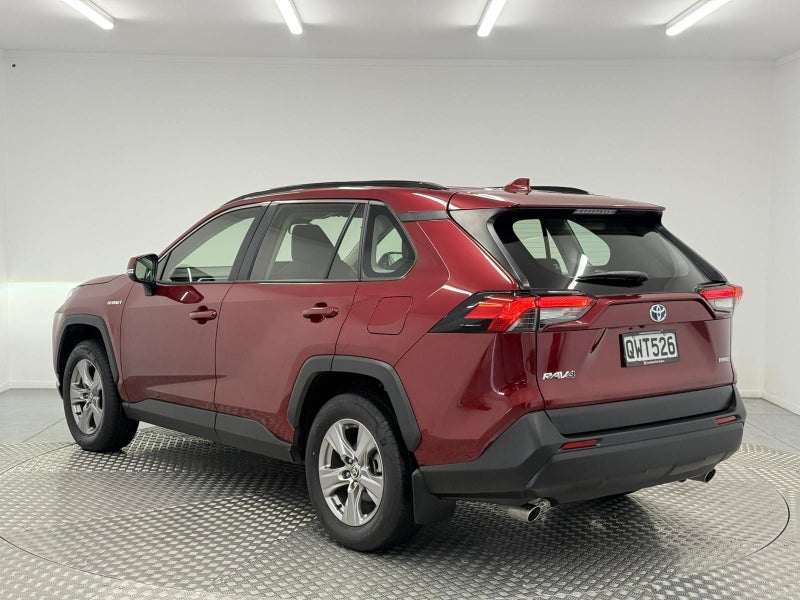 2024 Toyota RAV4 GX 2.5P Hybrid AWD image 5