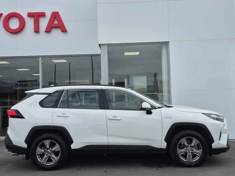 2024 Toyota RAV4 GX 2.5P HYBRID AWD image 2