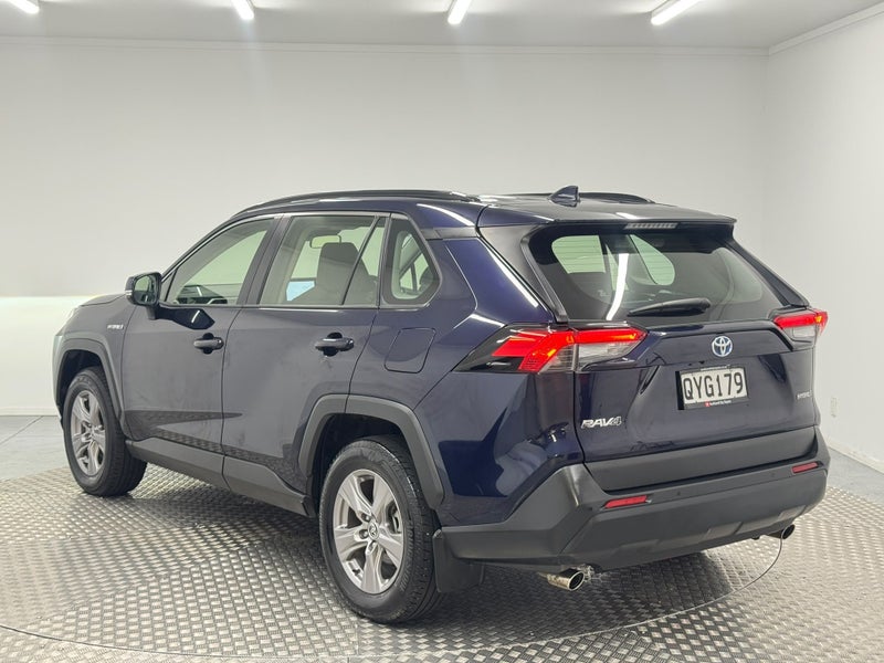 2024 Toyota RAV4 GX 2.5P Hybrid AWD image 5
