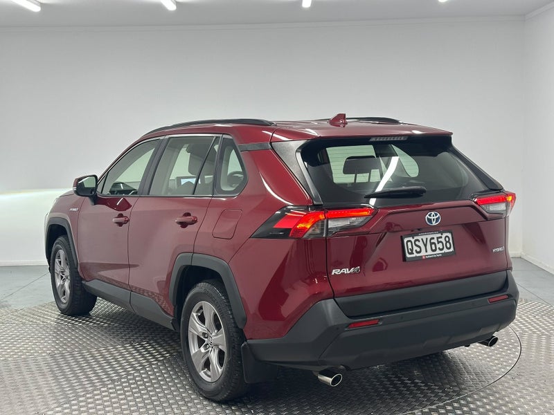 2024 Toyota RAV4 GX 2.5P Hybrid AWD image 5