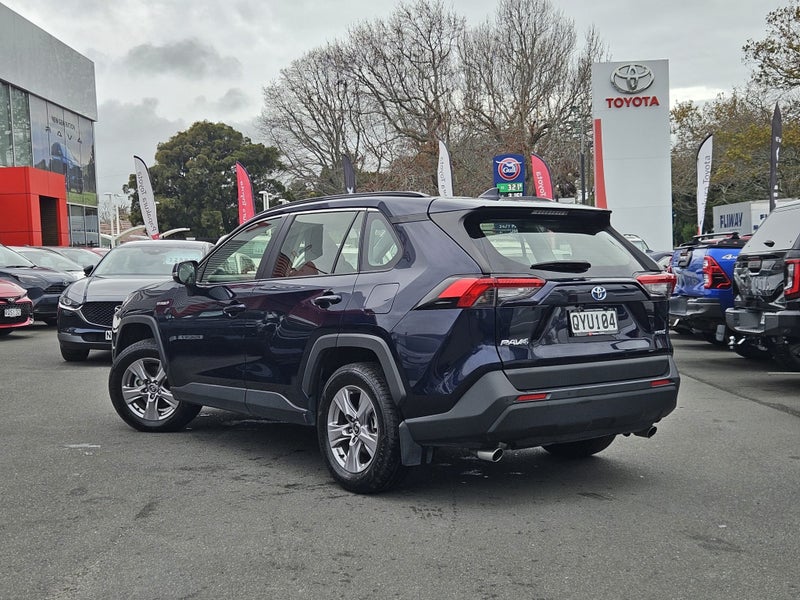 2024 Toyota RAV4 GX 2.5P HYBRID AWD image 3