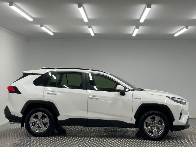 2024 Toyota RAV4 GX 2.5P Hybrid AWD image 2