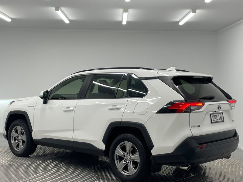2024 Toyota RAV4 GX 2.5P Hybrid AWD image 5