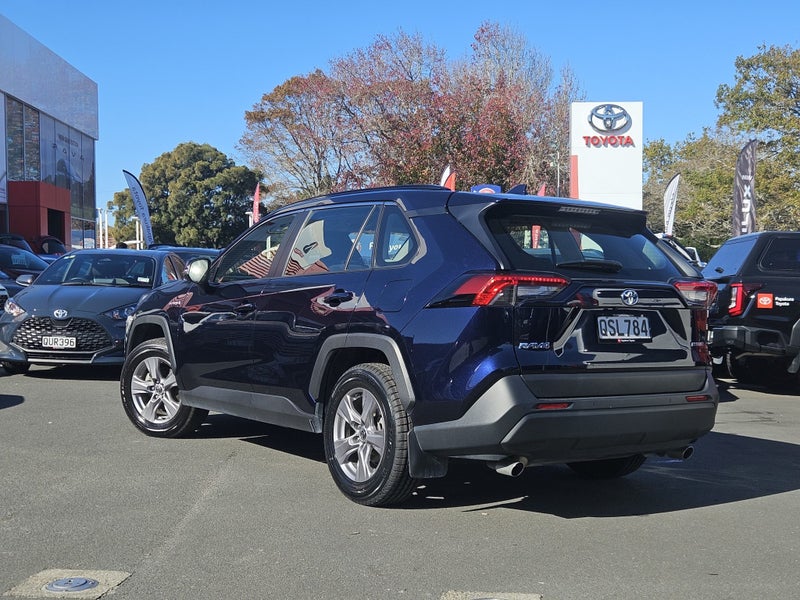 2024 Toyota RAV4 GX 2.5P HYBRID AWD image 3
