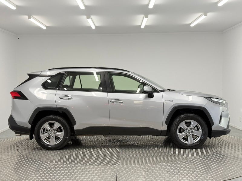 2024 Toyota RAV4 GX 2.5P Hybrid AWD image 2