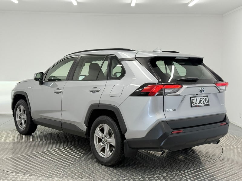 2024 Toyota RAV4 GX 2.5P Hybrid AWD image 5