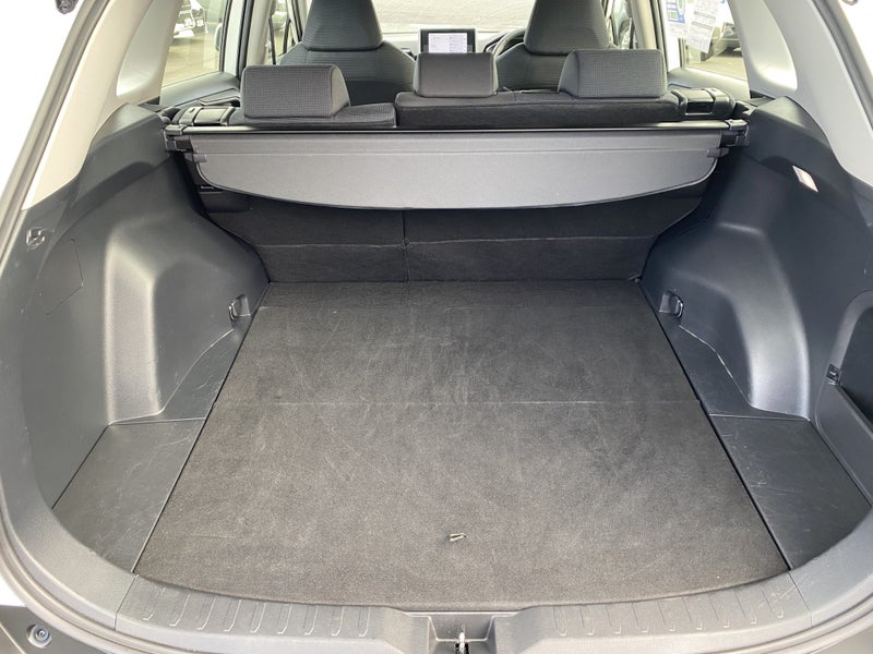 2024 Toyota RAV4 GX 2.5P Hybrid AWD image 4