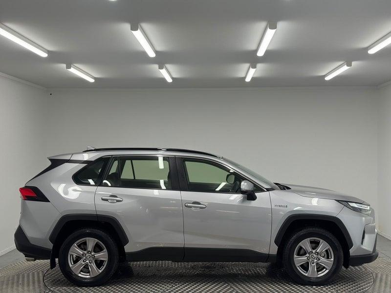 2024 Toyota RAV4 GX 2.5P Hybrid AWD image 2