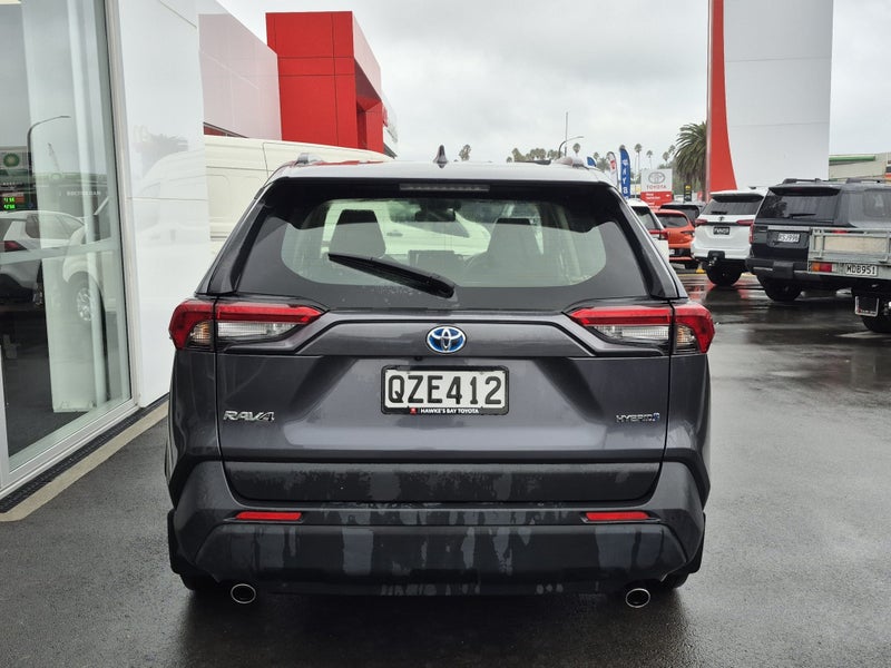 2024 Toyota RAV4 GX 2.5P HYBRID AWD Auto image 4