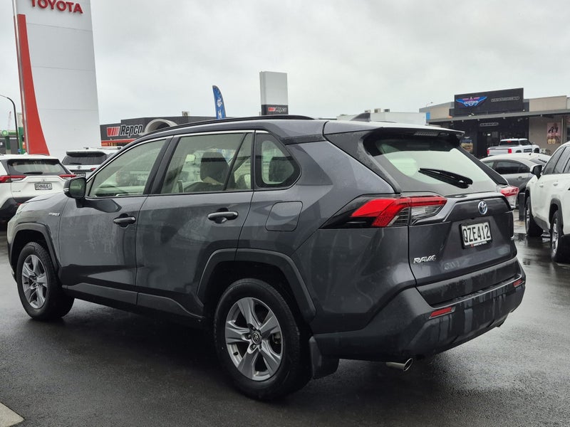 2024 Toyota RAV4 GX 2.5P HYBRID AWD Auto image 5