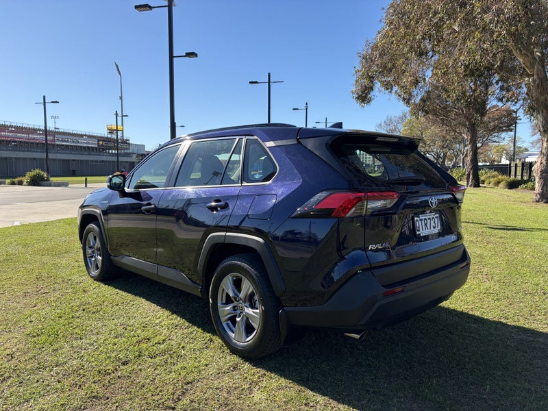 2024 Toyota RAV4 GX 2.5P Hybrid AWD Automatic SUV image 5
