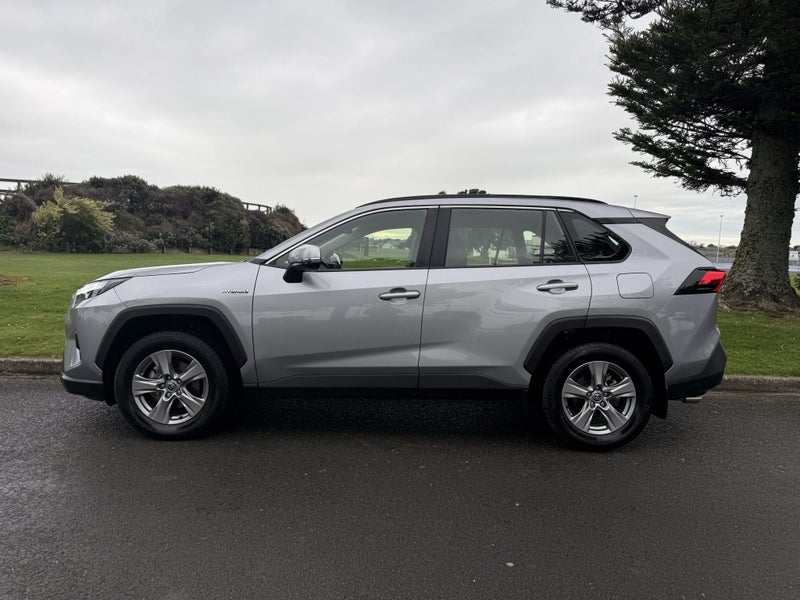 2024 Toyota RAV4 GX 2.5P Hybrid AWD Automatic SUV image 2