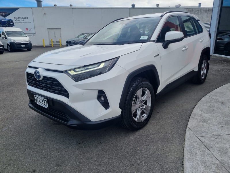 2024 Toyota RAV4 GX 2.5P Hybrid AWD Automatic SUV image 3