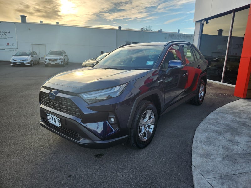 2024 Toyota RAV4 GX 2.5P Hybrid AWD Automatic SUV image 3