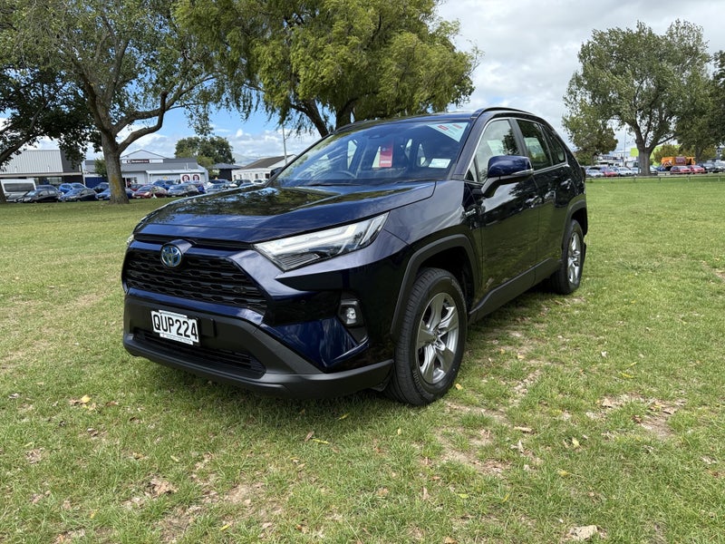 2024 Toyota RAV4 GX 2.5P Hybrid AWD Automatic SUV image 3