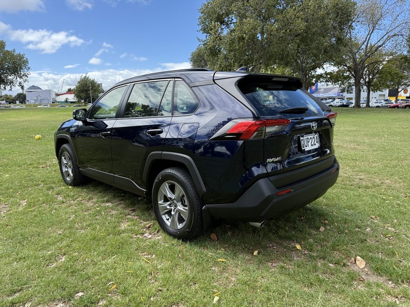 2024 Toyota RAV4 GX 2.5P Hybrid AWD Automatic SUV image 5