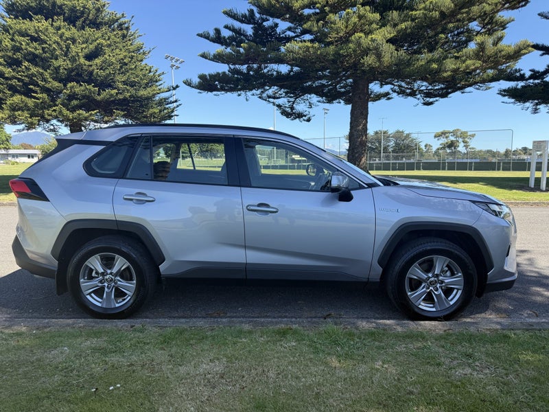 2024 Toyota RAV4 GX 2.5P Hybrid AWD Automatic SUV image 2