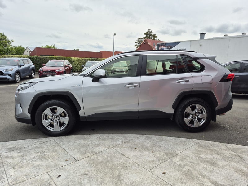 2024 Toyota RAV4 GX 2.5P Hybrid AWD Automatic SUV image 5